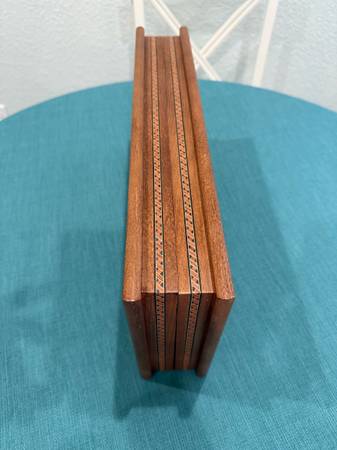 Heirloom Foldable Staunton Chess Set - Boxwood and Ebony 1