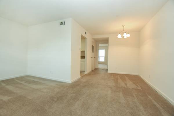 $1,080 / 1br - 709ft2 - Save $150.00 And Apply Today! Find What You Have Been Missing! (Metairie)63791992871427121