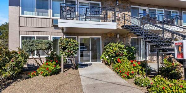 $1,995 / 1br - 458ft2 - Large Closets, Renovated Bathrooms, Laundry Facilities (napa county)63850427696771121