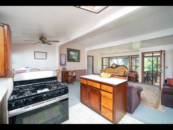 $1,900 / 2br - Casa de campo a 10 minutos del Parque Volcán (North Glennwood)63686672109313121