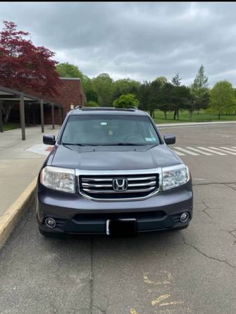 2015 HONDA PILOT GREAT CONDITION CLEAN TITLE - $10,500 (New York)63469910590467123