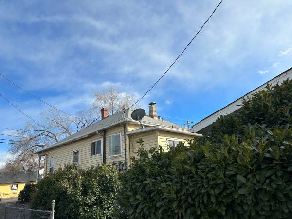 $2,500 / 3br - 1250ft2 - 3 Bedroom House, 1.5 baths, First Month Free (Sparks)63992636359811120