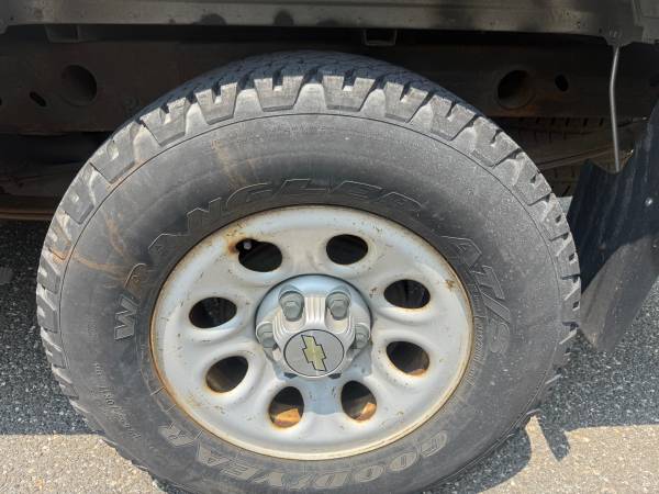 2006 Chevrolet Silverado 1500 regular cab 36k Original Miles!! - $4,70063614188692995124