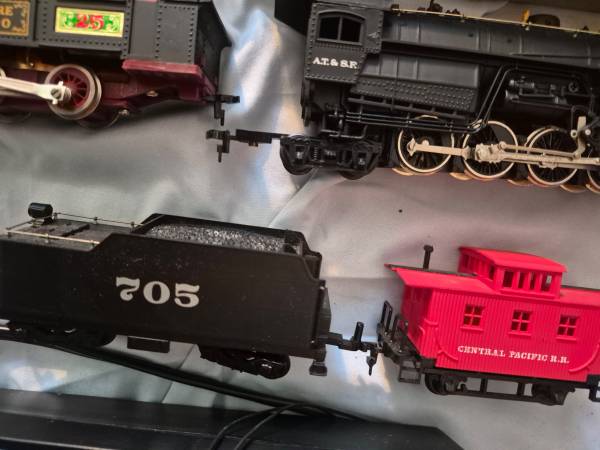 HO Scale Train complete set 1