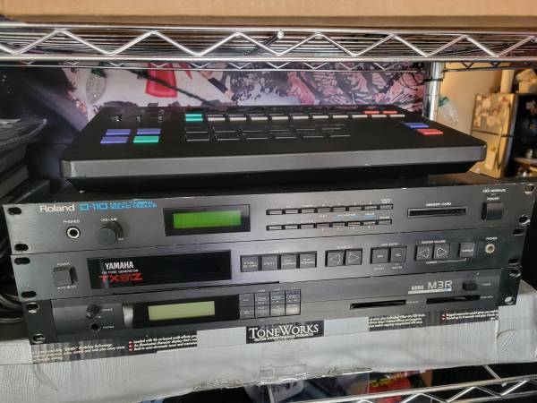 Synthesizer purge! Roland, Korg, Yamaha 1