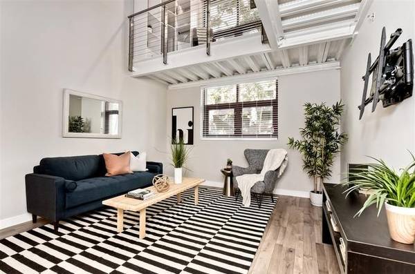 $2,000 / 1br - 1414ft2 - Stunning 1 Bed, 1 Bath condo unit available Downtown (San Diego)63865933821059120