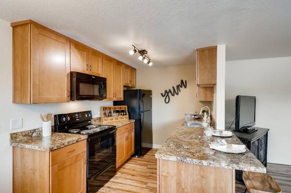 Love Your Kitchen! Get $500 OFF! 1
