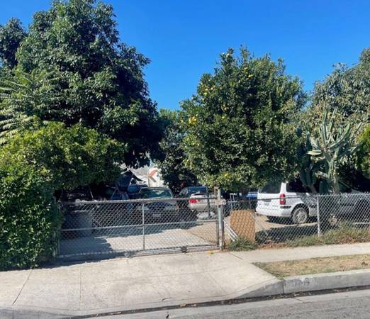 Off Market CHEAP Lynwood Duplex (90262)!! 1