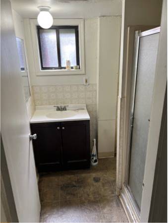 $750 / 8br - 120ft2 - Upstairs room in Woodstock, quiet and cozy (Woodstock)63831535356289122