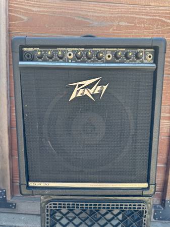 Peavey KB/A30 Keyboard / Acoustic Amp 1