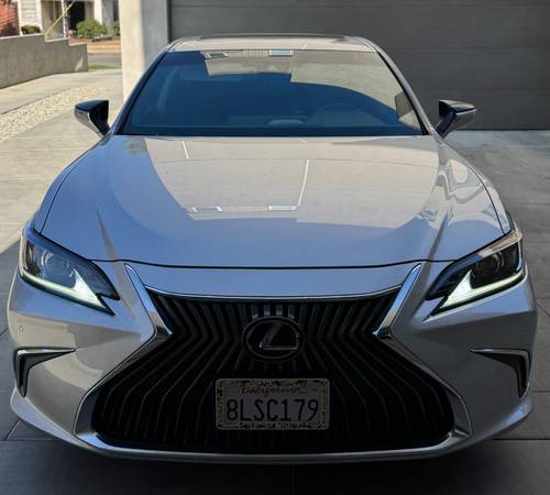 2019 Lexus ES350 Plata/Negro, 44K millas, Excelente Estado - $29,950 (San Gabriel)636239271843851224