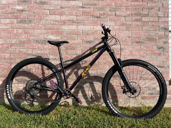 2022 Kona Honzo ESD (medium) 1