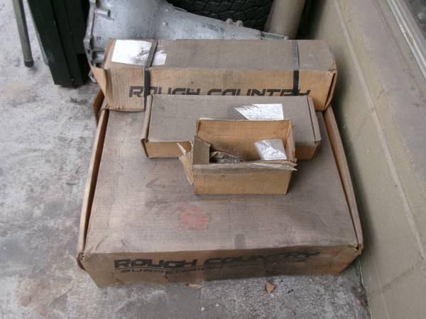 Jeep Wrangler TJ Rough Country 4" lift kit NEW NIB 1