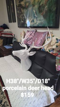 Large porcelain deer head 1
