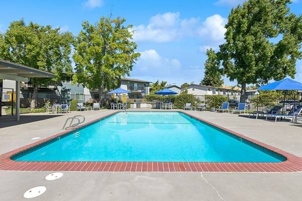 $2,129 / 2br - 885ft2 - 👻¡1 MES GRATIS! 👻 ¡BOO! 👻 (fairfield / vacaville)64049801587075123