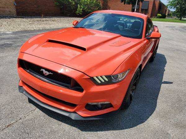 2016 Ford Mustang GT 6 Speed Manual **42k MILES - $23,995 (1081 Entry Drive  Bensenville, IL 60106)63439388536449122