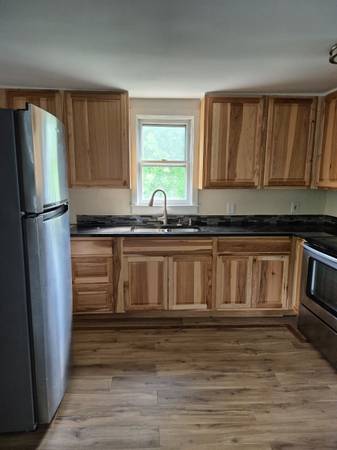 $1,300 / 1br - One bedroom apartment (Claremont)63656212465667120