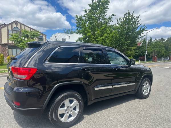 2013 jeep grand cherokee laredo - $8,50063614340626563123