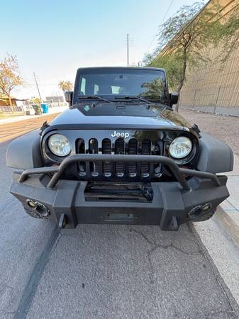 2013 JEEP WRANGLER UNLIMITED SPORT S SUV 4D - $16,500 (24TH ST & VAN BUREN ST)63470598291073121