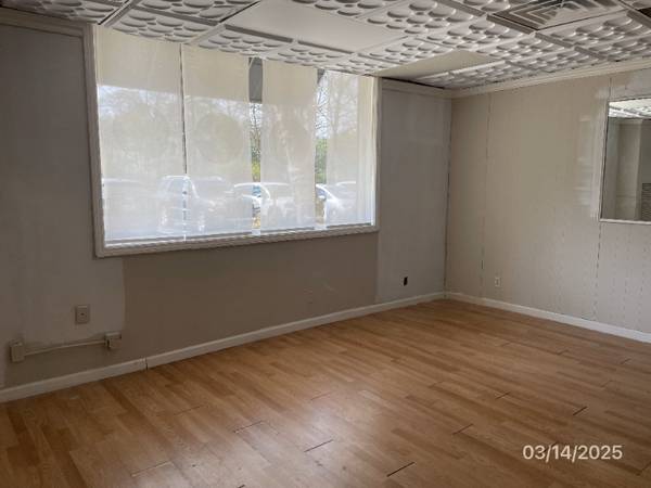$2000.00 / 509ft2 - Buckhead Executive/Office Singe Room Suite -Retail/Studio/Spa Space -63921690520834122