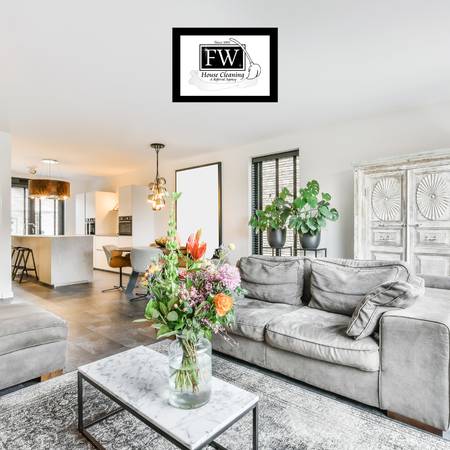 🧽🧽🧽 SPARKLING HOUSE CLEANING SATISFACTION GUARANTEED! 1