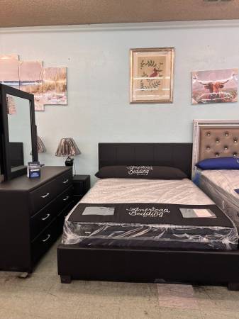 Short Sale! Brand New 6pc Queen Bedroom Set 1