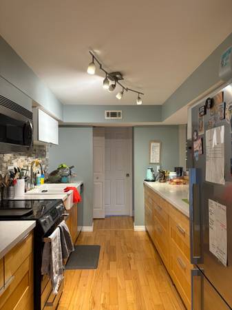 $1,200 / 2br - Private room available in 2-bedroom apartment in Newburgh (Newburgh)64151599398657124