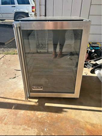 Viking Professional Wine Fridge • 24”x24”x34” • Restaurant & Bar Ready 1