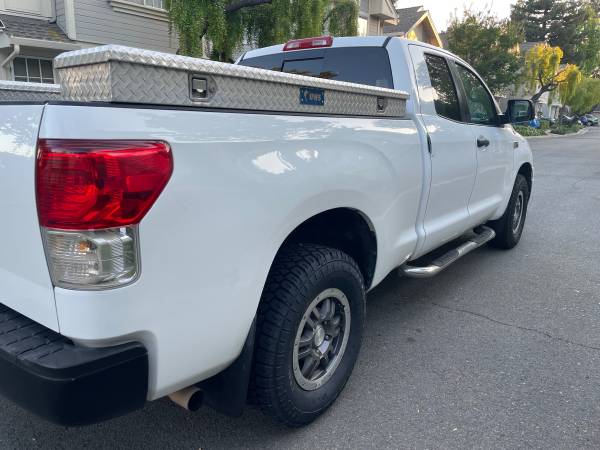 2012 Toyota Tundra 5.7 V8 4x4 - $22,700 (san jose north)63442352683139123