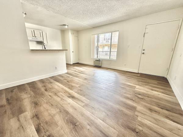 $1,650 / 1br - Amazing 1 bedroom unit (North Hollywood)63871321269377121