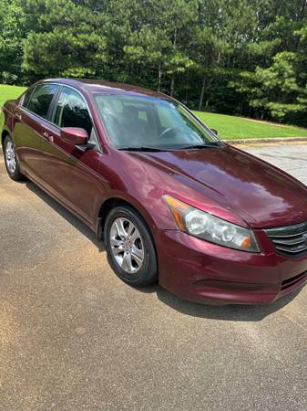 2011 Honda Accord LX-P Sedan - $3,90063620279725569123