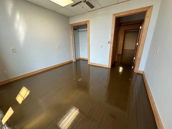 $900.00 / 1br - Cozy 1 Bed/1 Bath Apartment in Downtown Churubusco - Available 09/15 -63953482049539123