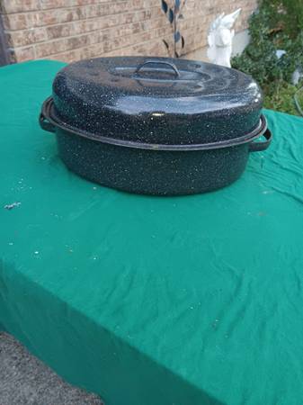Vintage Granite Roasting Pan 1