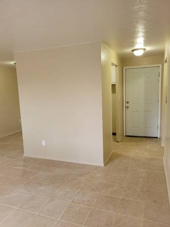 $800.00 / 1br - 650ft2 - Marlboro House63860363959939121