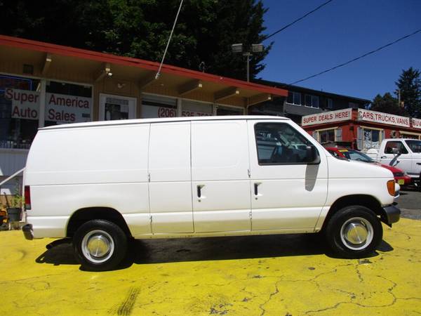 Ford E-250 del 2006, 150 mil millas, listo para trabajar. Llame o envíe un mensaje de texto al (206) 535-7580 - $7.99963469776201347124