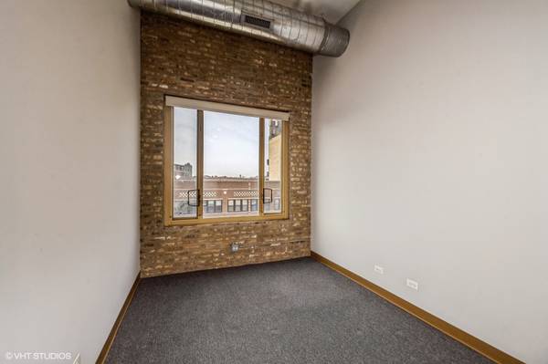 $695 / 125ft2 - Uptown Small Office Suite Available (Uptown)63898603367555121
