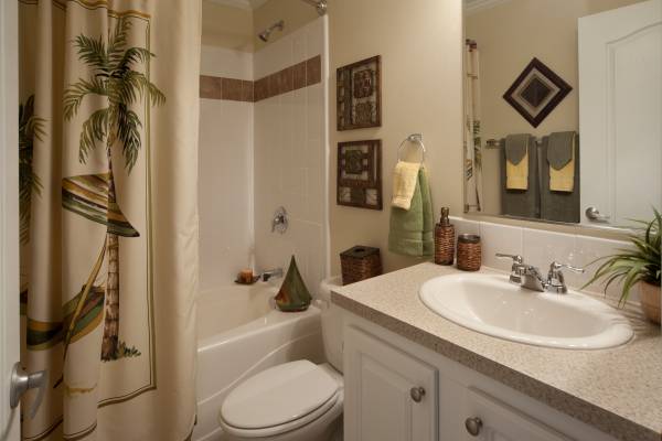$2,550 / 2br - 1102ft2 - RECEIVE 6 WEEKS RENT FREE! (Key Largo)63923417175810122