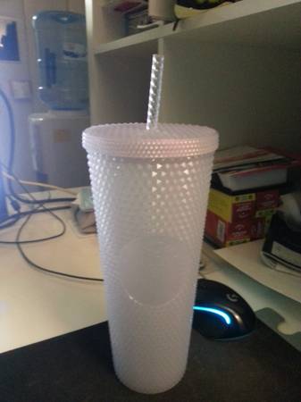 New Starbucks Holiday Icy Bling Limited Edition Tumbler 1