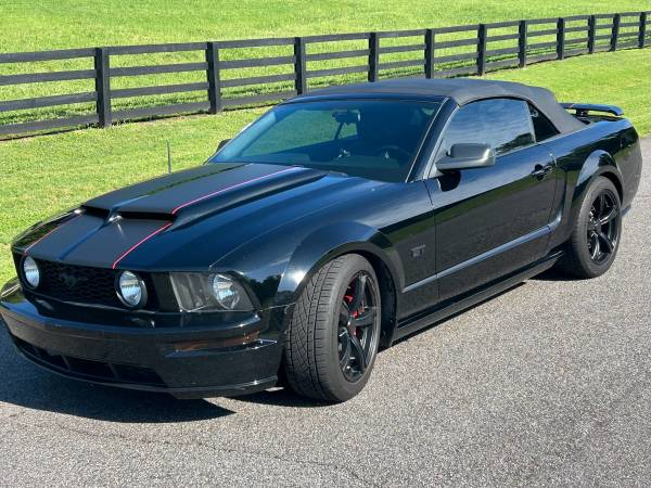 2006 Mustang GT Convertible - $9,200 (Cumming)63620737489923120