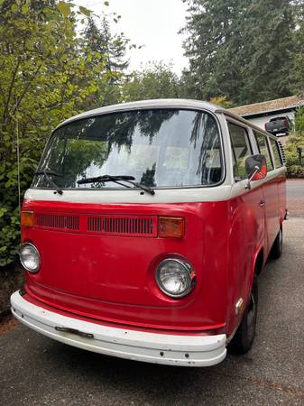 1973 Volkswagen VW transporter bus 1