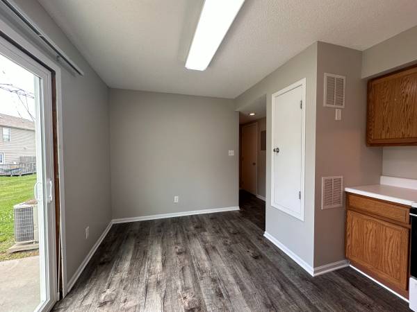 $1,495 / 2br - 1040ft2 - Come stay with us for a while! Short term leases available (Knoxville)63815695043843123