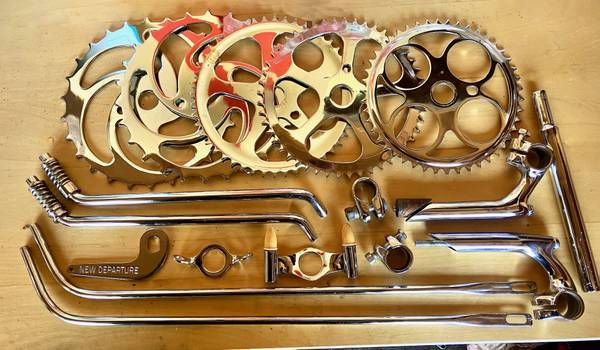 Single speed - Cruiser Parts. Schwinn? NEW NOS. Heavy chrome. Assorted 1