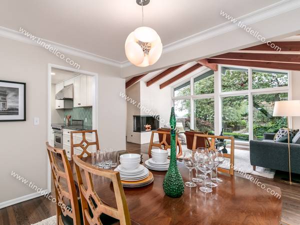$3,895 / 3br - 2266ft2 - Light-Filled Portland Gem in Council Crest – Timeless Design (Portland)63999455808642122