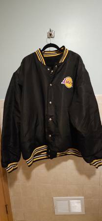 LAKERS REVERSIBLE JACKET 3XL 2010 BACK TO BACK JH DESIGN PRE-OWNED 1