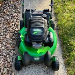 Lawn-Boy Self Propelled Lawn Mower - Honda Engine 1