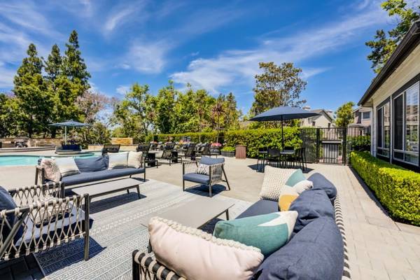 $2,970 / 2br - 934ft2 - Located in Oceanside, Wood-Style Vinyl Flooring, 2 Bed (3500 Windrift Way, Oceanside, CA)63657260675075124