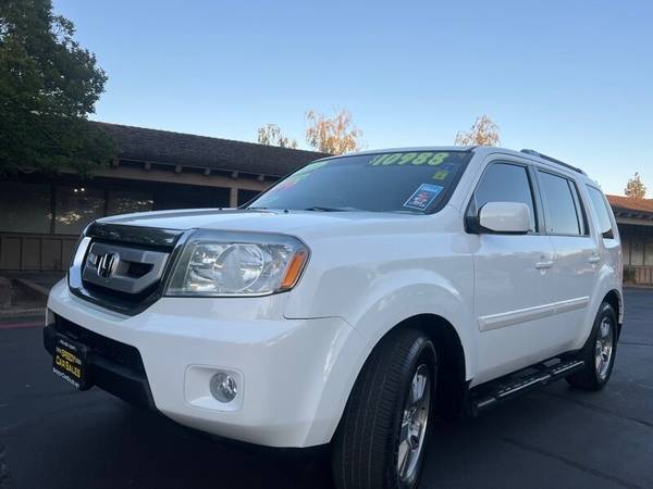 Piloto Honda 2011 EX-L con DVD - $10,988 (Sacramento)63613706377347123