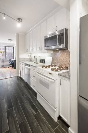 $849,999 / 2br - 1100ft2 - ¡Oportunidad única de poseer un apartamento en Serene Sutton Place!✨63689881463041122