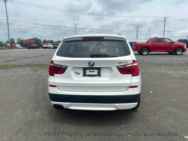 2013 BMW X3 xDrive35i Blanco - $5,500 (Subasta de Autos Públicos de Woodbridge)63487191854467122
