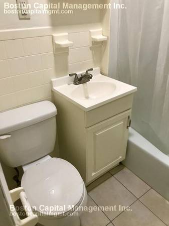 $2,050 / 1br - 1bed 1bath~$2050. Heat and Water Included63996547462914123